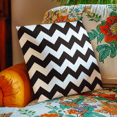 白と黒のシボロンモノグラム クッション