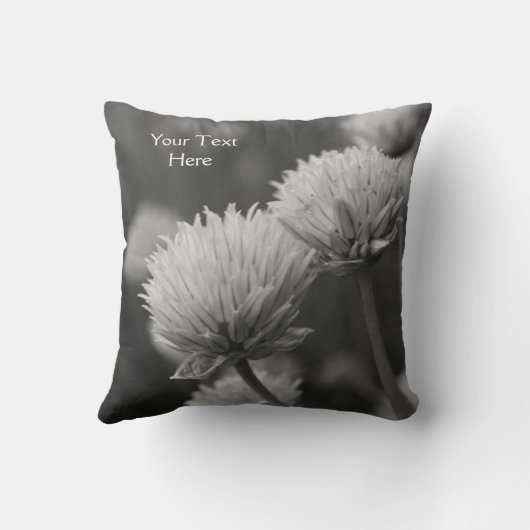 白と黒のネギのパーソナライズされた花 クッション (裏面)