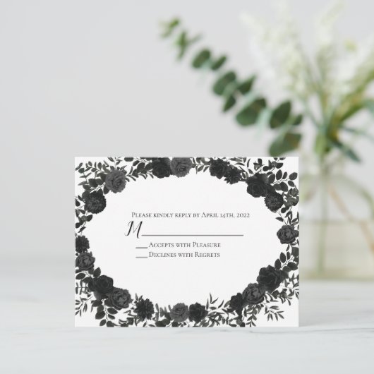 白と黒のバラ結婚ゴシックの返信カード ポストカード (スタンド正面)