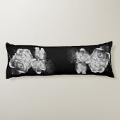 白と黒のバラ ボディピロー (裏面)