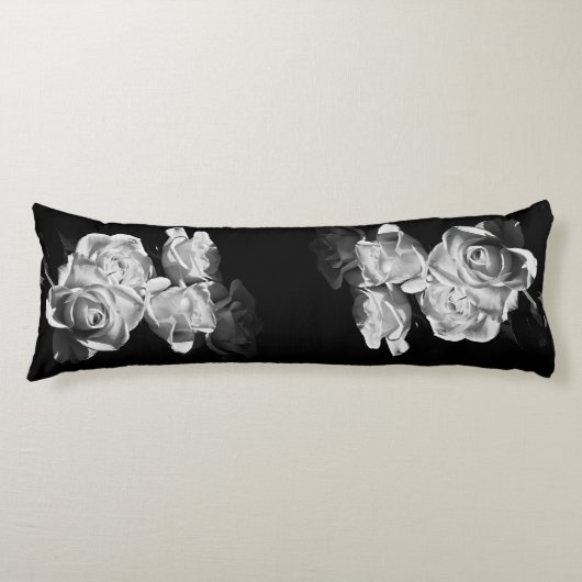 白と黒のバラ ボディピロー (正面)