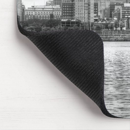 白と黒のフィラデルフィアのスカイライン マウスパッド (コーナー)