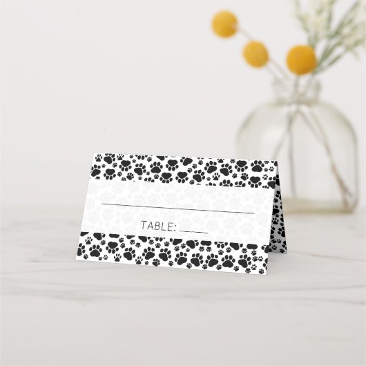 白と黒の前足のパタ結婚ーン プレイスカード (正面)