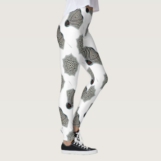 白と黒の塗ストライプのりつぶし レギンス (右)