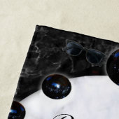 白と黒の大理石球体グラフィックス ビーチタオル (インサイチュ)