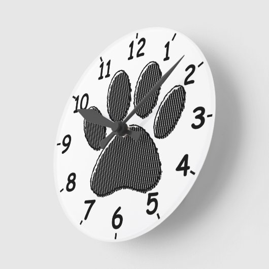 白と黒の子犬ストライプのの手の跡 ラウンド壁時計 (傾斜)