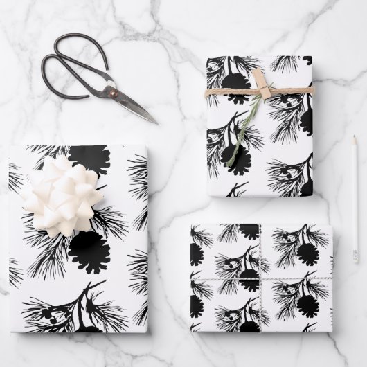 白と黒の松のトウヒの枝とコーン ラッピングペーパーシート (正面)