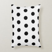 白と黒の水玉模様 アクセントクッション (正面(垂直))