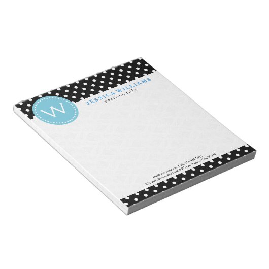 白と黒の水玉模様（青アクセント付） ノートパッド (アングル)