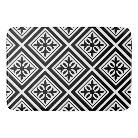 白と黒の美しいタイルのパタ華美ーン バスマット (正面)