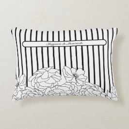 白と黒の花とストライプ アクセントクッション
