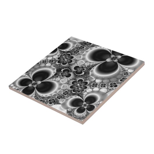白と黒の花柄 タイル (側面)