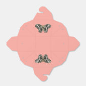 白と黒の蝶、コーラルピンク背景 フェイバーボックス (折り畳みなし)