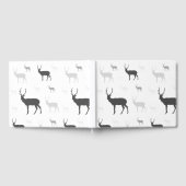 白と黒の鹿のシルエット ゲストブック – ラスティック (全面)