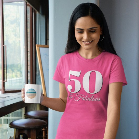 白と黒の50歳と素敵なピンク Tシャツ