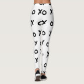 白と黒のX O XO X&Oのかわいいトレンド レギンス (裏面)