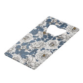 白に青いバラ葉の花 クレジットカード栓抜き (正面アングル)