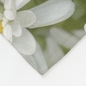 白のエレガントデイジー フリースブランケット (角)