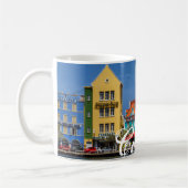 白のクラサオ島11のozのクラシックで白いマグ コーヒーマグカップ (左)