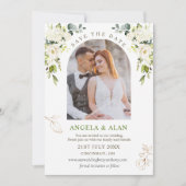 白のバラ緑の結婚式の日付を保存 招待状 (正面)