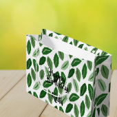 白のペルソナライズ可能な抱き枕上の緑の葉 ラージペーパーバッグ