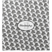 白の上にモノグラム黒の部族の亀のパターン シャワーカーテン (正面)