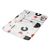 白の上に赤い白い黒のバウハウス幾何学的形状 バスマット (アングル)