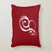 白の背部が付いている赤い"S"の枕 アクセントクッション (正面(垂直))