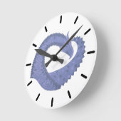 白の青灰色ハート竜 ラウンド壁時計 (傾斜)