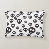 白の黒いスカルを搭載するパターン アクセントクッション (裏面)