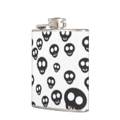 白の黒いスカルを搭載するパターン フラスク (左)