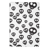 白の黒いスカルを搭載するパターン ミニクリップボード (裏面)