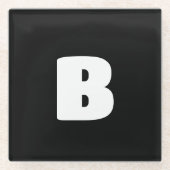 白はっきりしたイニシャルオン黒 ガラスコースター (正面)