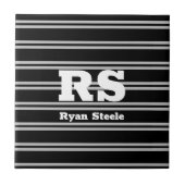 白はっきりしたモノグラムと名前、黒の灰色の線 タイル (正面)