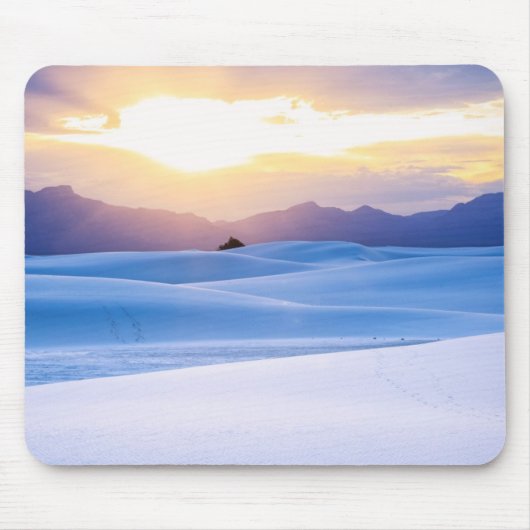 白は国有記念物3を紙やすりで磨きます マウスパッド (正面)