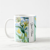 白ゆり黄色い蝶マグカップ コーヒーマグカップ (左)