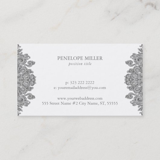 白エレガントとグレーのヴィンテージフローラ旋回 名刺 (裏面)