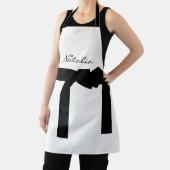 白エレガントと黒のサッシ付きエプロン エプロン (インサイチュ)