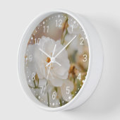 白エレガントバラ花植物園自然写真 壁時計 (傾斜)