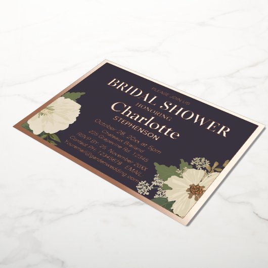 白エレガントフローラ開花ブライダルシャワー炭 箔招待状 (回転した状態)