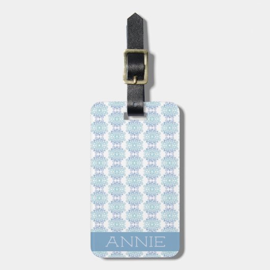 白エレガント名の青いマンダラパターン ラゲッジタグ (正面縦)