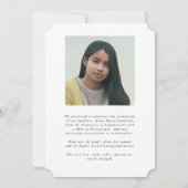 白エレガント手書きフォント2写真卒業 案内状 (裏面)