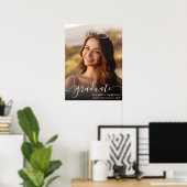 白エレガント文字フォトオーバーレイ大学院 ポスター (ホームオフィス)