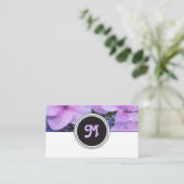 白エレガント灰色ピンク花花屋 名刺 (スタンド正面)