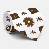 白エレガント色と茶色のパタ市松模様にーン ネクタイ (ロール)