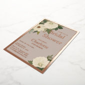 白エレガント花ブライダルシャワーニュートラルと 箔招待状 (回転した状態)