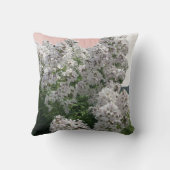 白エレガント花 クッション (裏面)