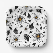白エレガント黒の花の植物模様 ペーパープレート (正面)