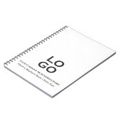 白カスタム印のビジネスまたは会社のロゴとタイトル ノートブック (左側)