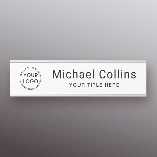 白カスタム色または色の名前とタイトル サインプレート